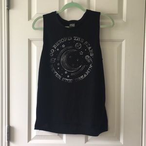 Black sleeveless graphic t-shirt